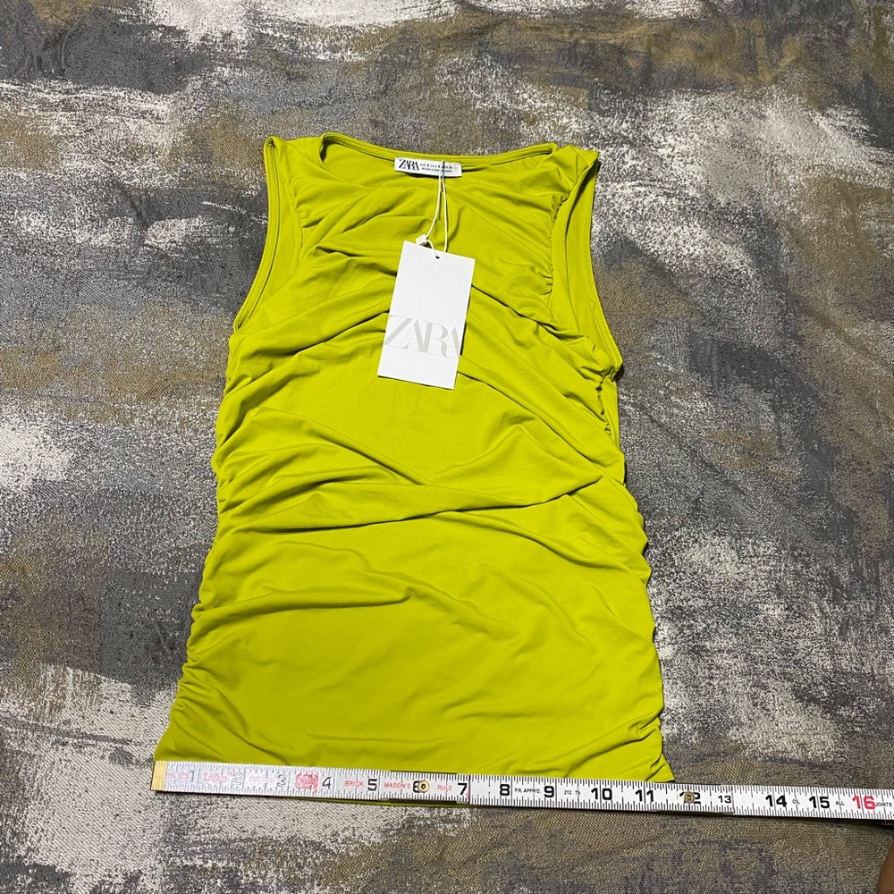 Zara Sleeveless Ruched Top - Picture 5 of 9